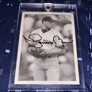 Mariano Rivera Topps Heritage Signed Card
